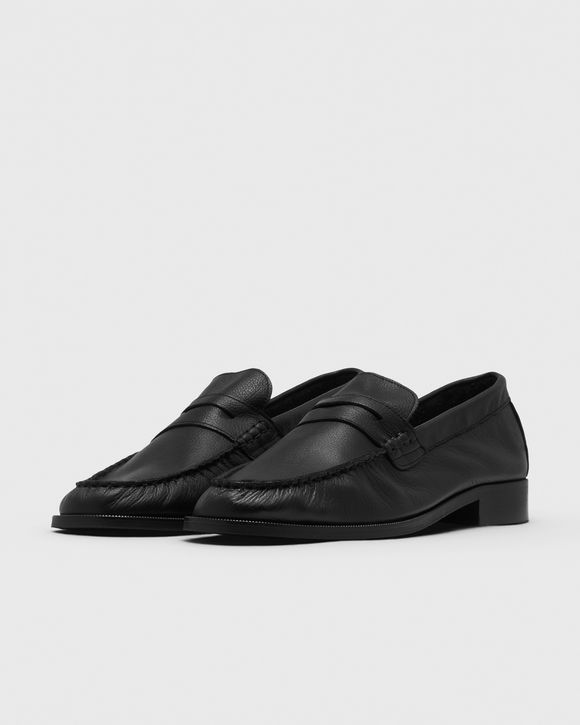 Ezra Pebble Pleated Penny Loafer