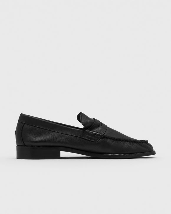 Ezra Pebble Pleated Penny Loafer