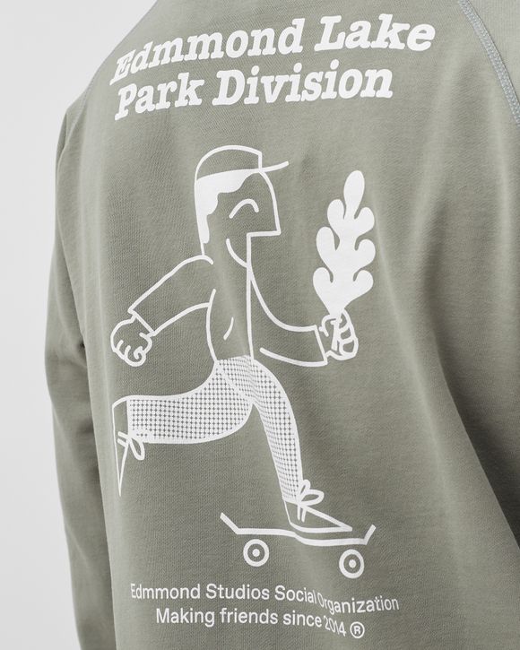 LAKE SWEATSHIRT