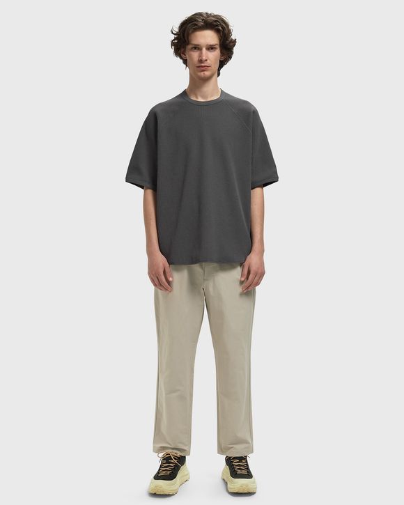 One Tuck Tapered Ankle Pants