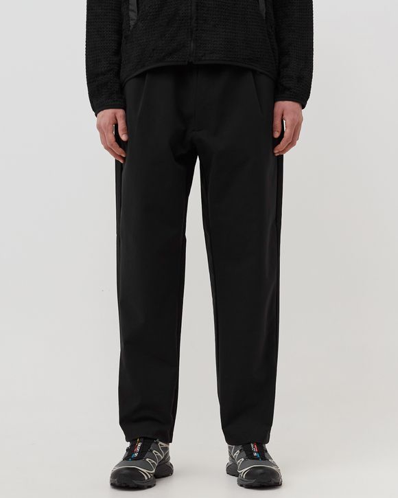One Tuck Tapered Stretch Pants