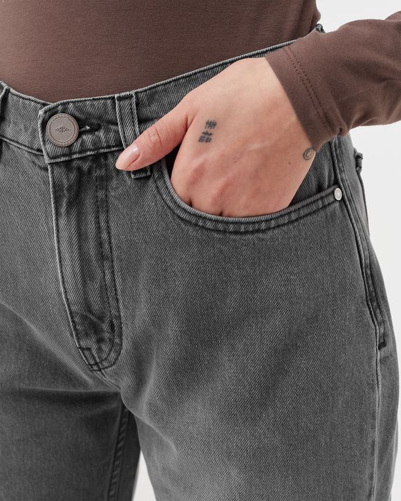 Straight Jeans