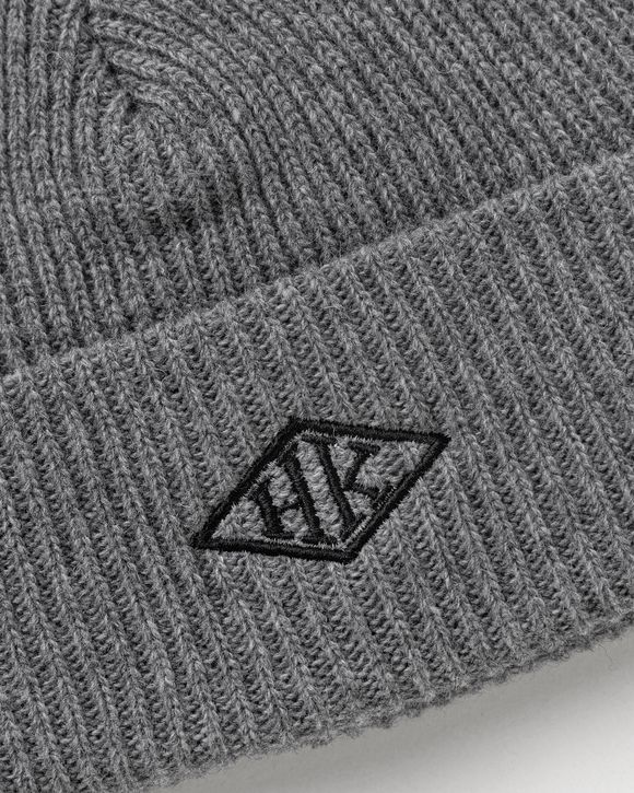 Top Beanie