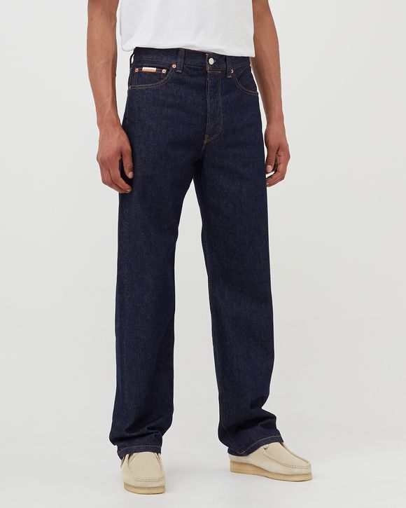 STRAIGHT LEG JEANS