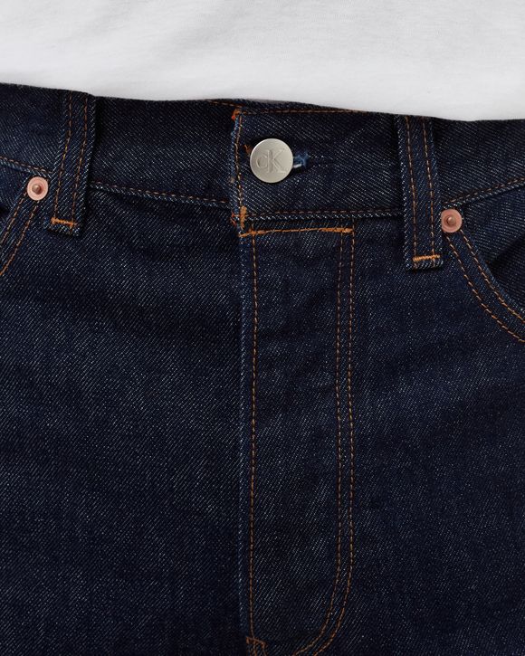 STRAIGHT LEG JEANS