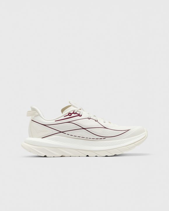 WMNS MACH REMASTERED