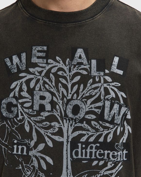WE ALL GROW TEE