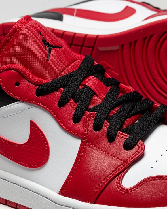 Air Jordan 1 Low "Reverse Black Toe"