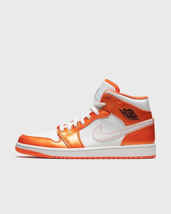 Air Jordan 1 Mid SE