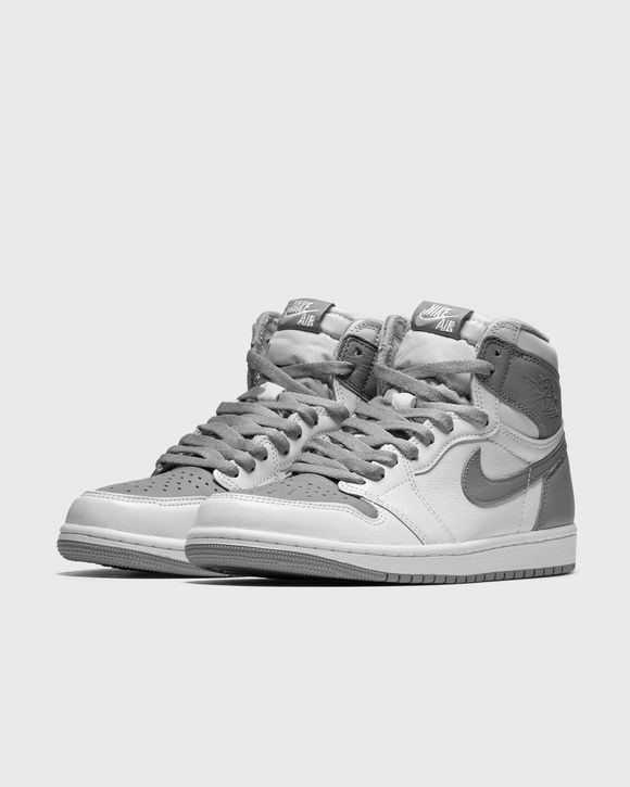 Air Jordan 1 Retro High OG "Stealth"