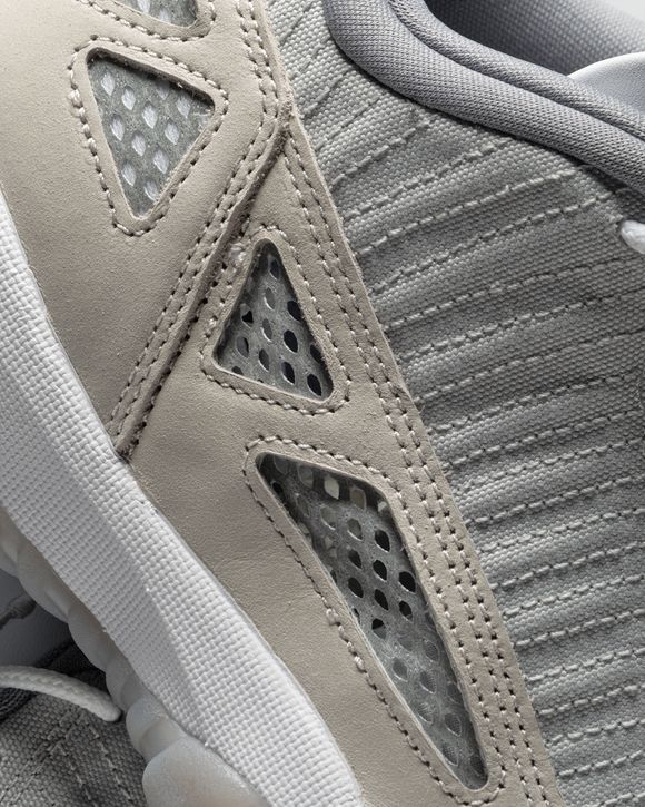 Air Jordan 11 Retro Low IE
