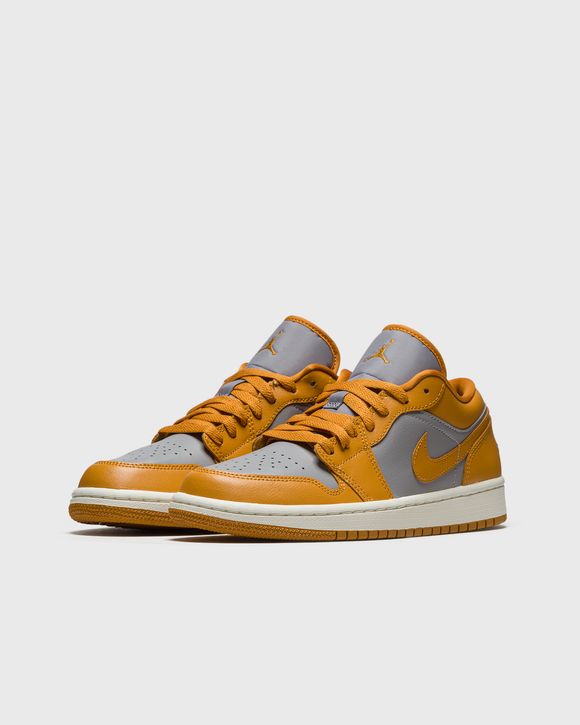 WMNS Air Jordan 1 Low