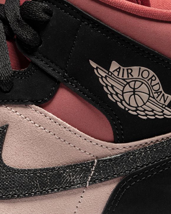 WMNS Air Jordan 1 Mid