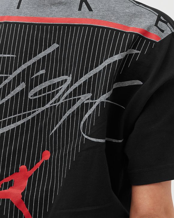 WMNS essential Graphic Tee