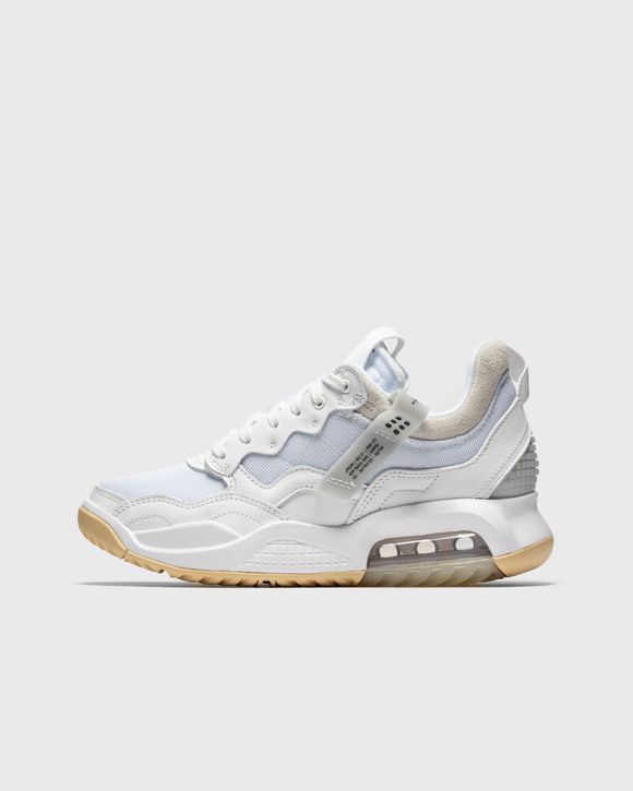 WMNS Jordan MA2
