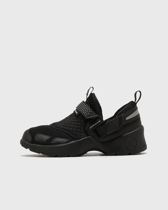 WMNS TRUNNER LX