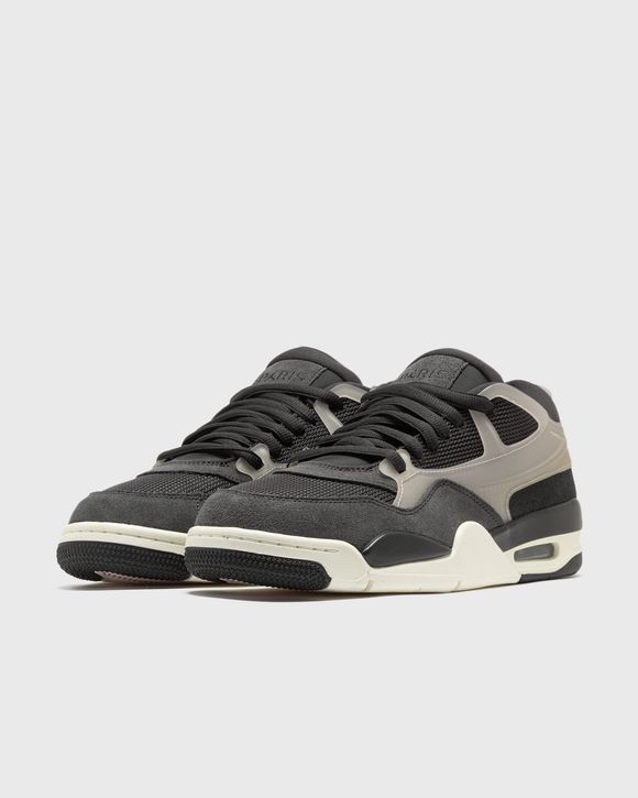 x Paris Saint-Germain AIR JORDAN 4 RM
