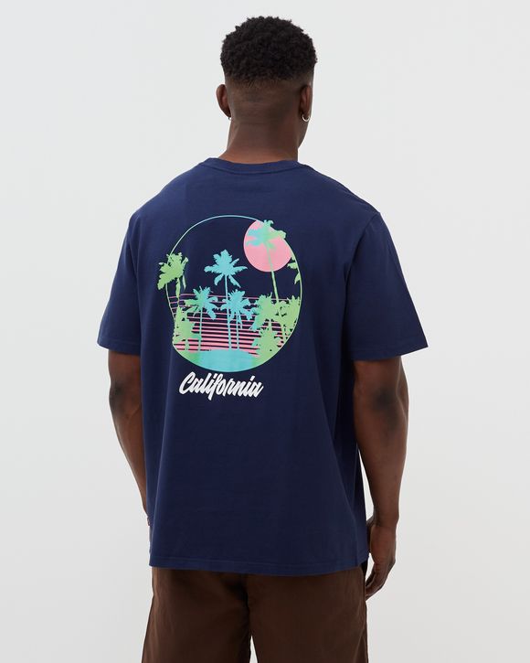 GRAPHIC TEES