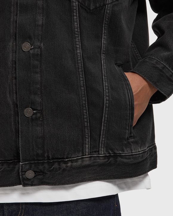 RELAXED FIT TRUCKER