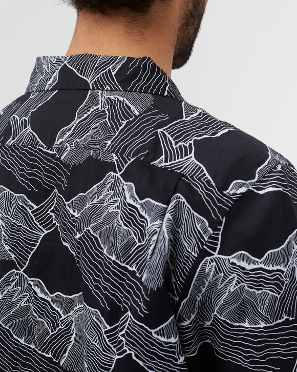 SKATEBOARDING BUTTON DOWN SHIRT