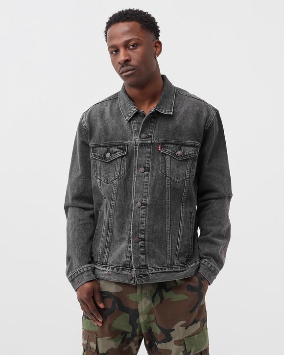 THE TRUCKER JACKET