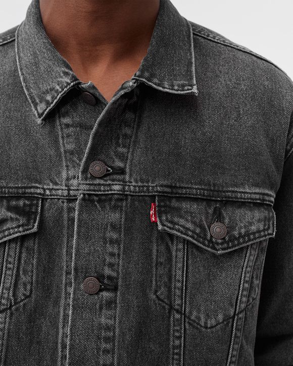 THE TRUCKER JACKET