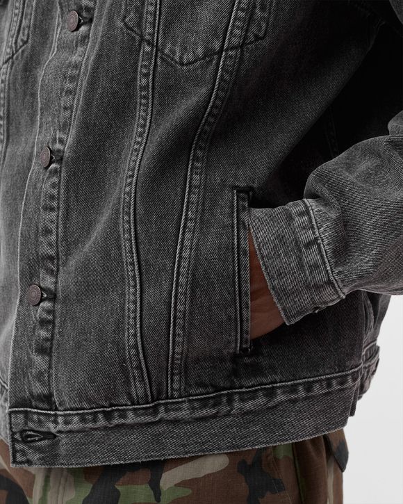THE TRUCKER JACKET