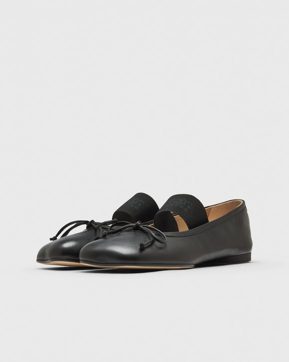 BALLET SHOE