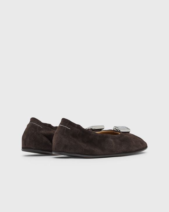 BALLET SHOE
