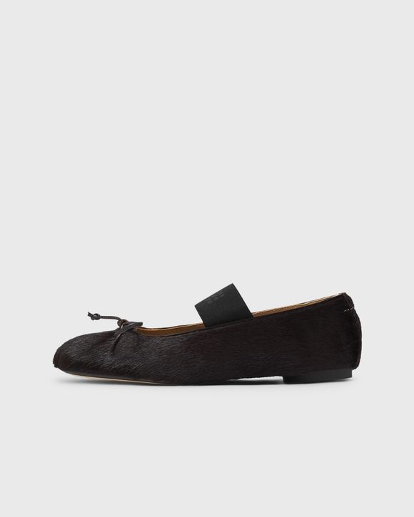 BALLET SHOE