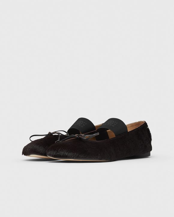 BALLET SHOE
