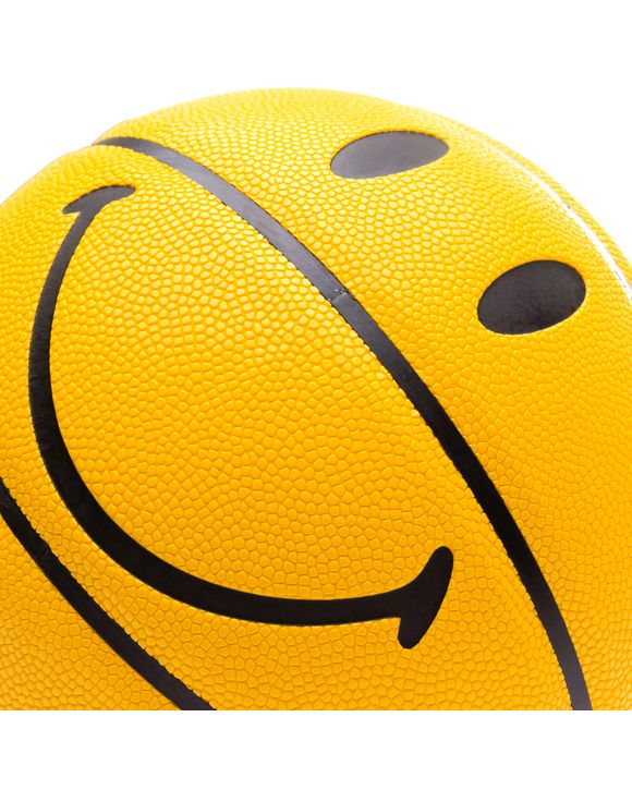 smiley-china-town-market-basketball-03