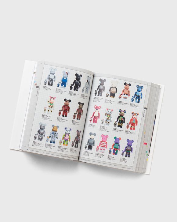 MEDICOM TOY MANUAL IV 25TH ANNIVERSARY BOOK