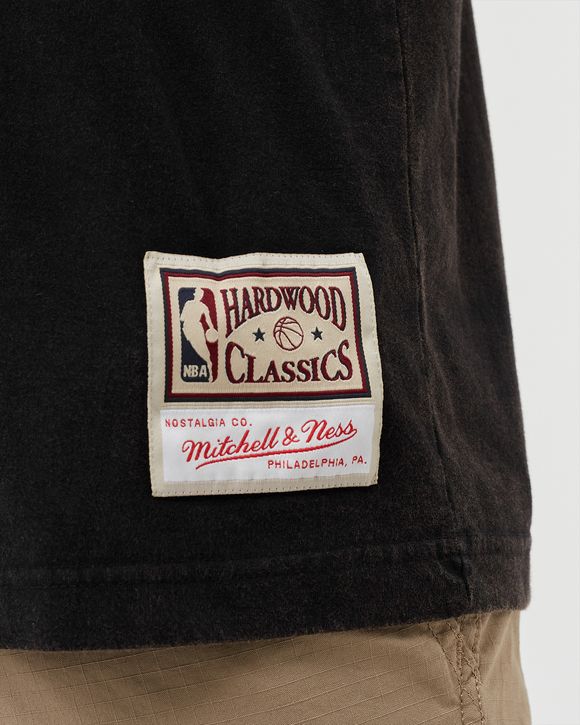 CHICAGO BULLS Worn Logo Tee