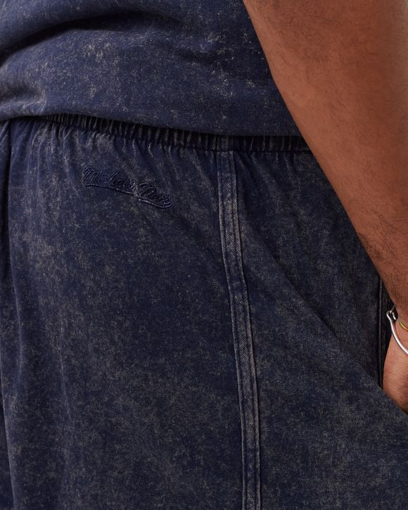 DALLAS MAVERICKS Quintessential Acid Wash Short