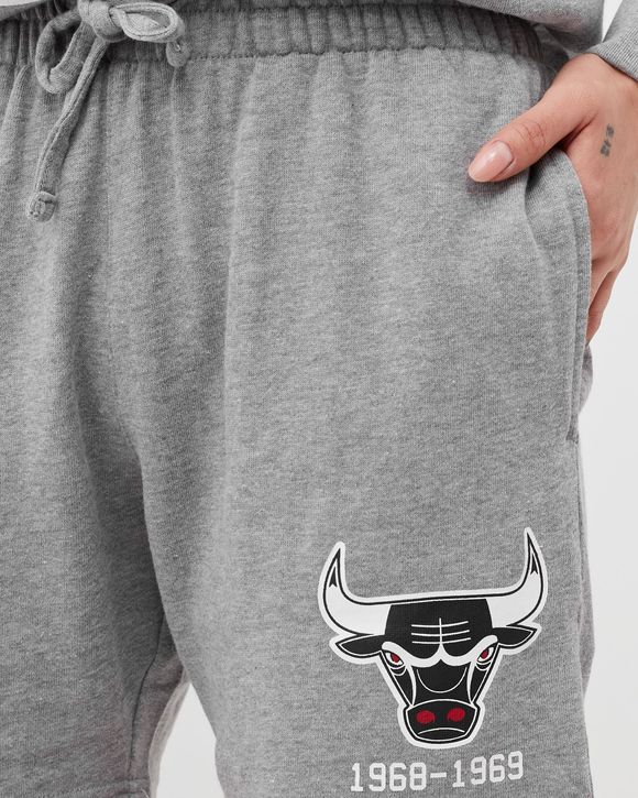 WOMENS LOGO SHORTS