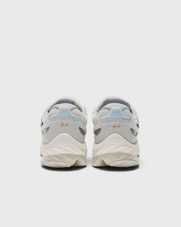 x BSTN WAVE RIDER BETA GTX
