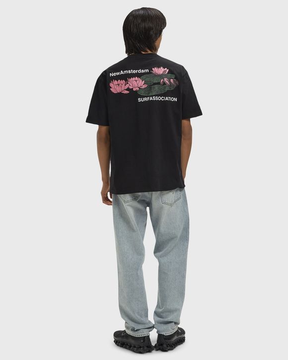 LILIES TEE