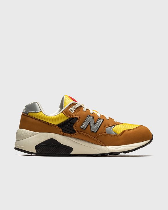 580 AB