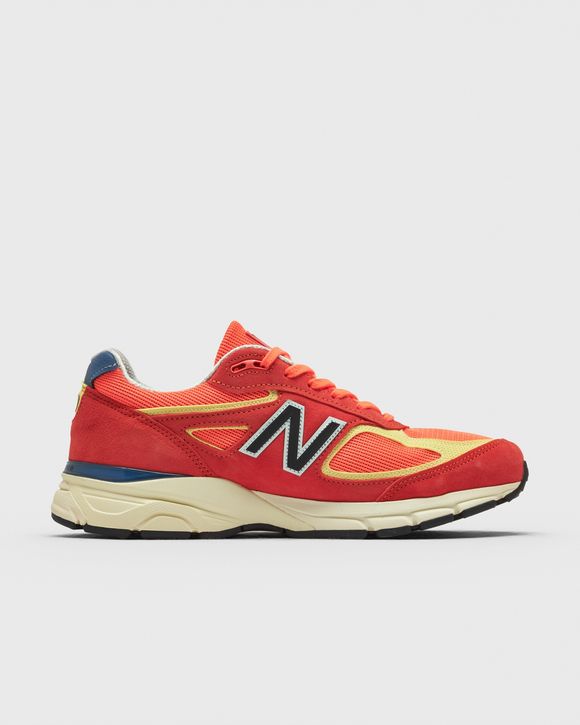 990