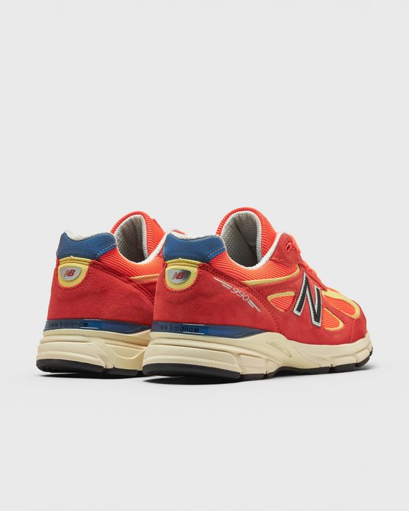 990