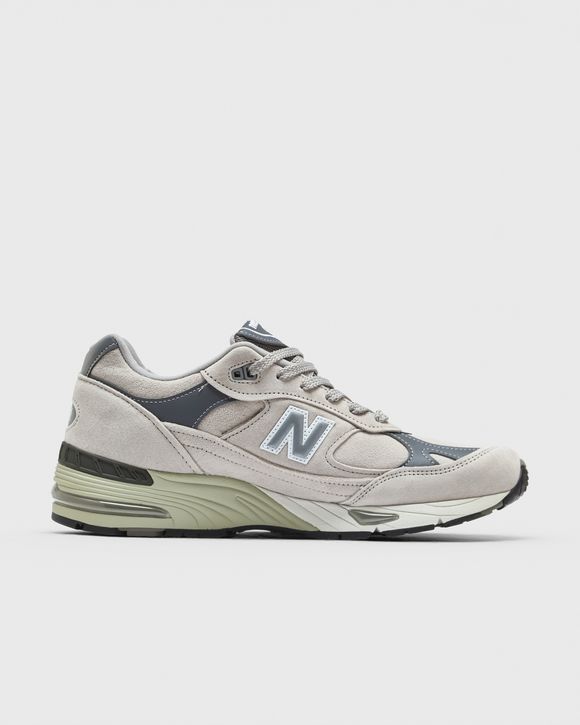 991