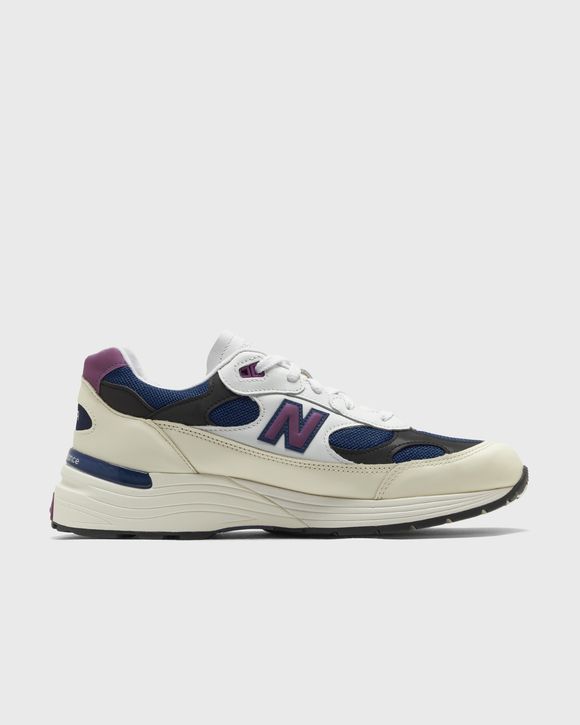 992