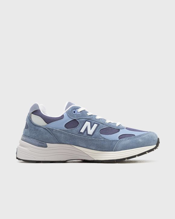 992
