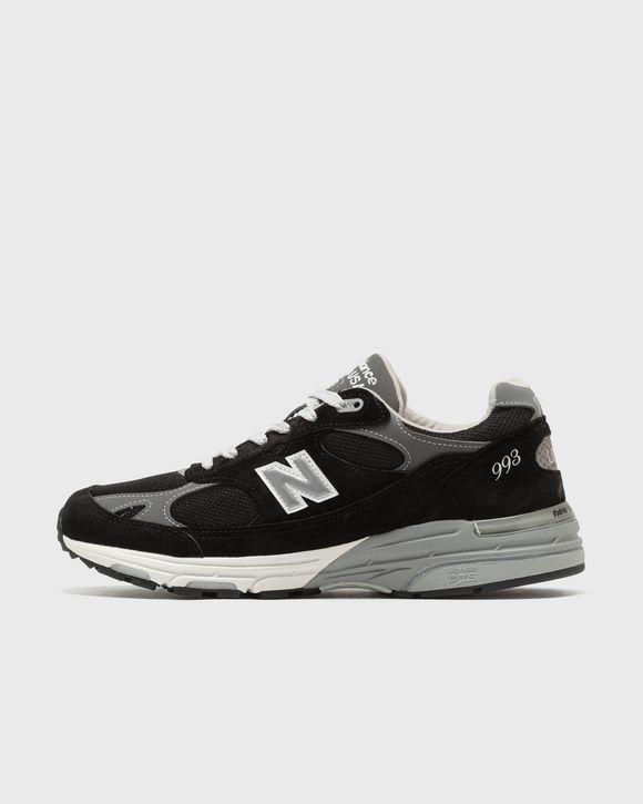 993
