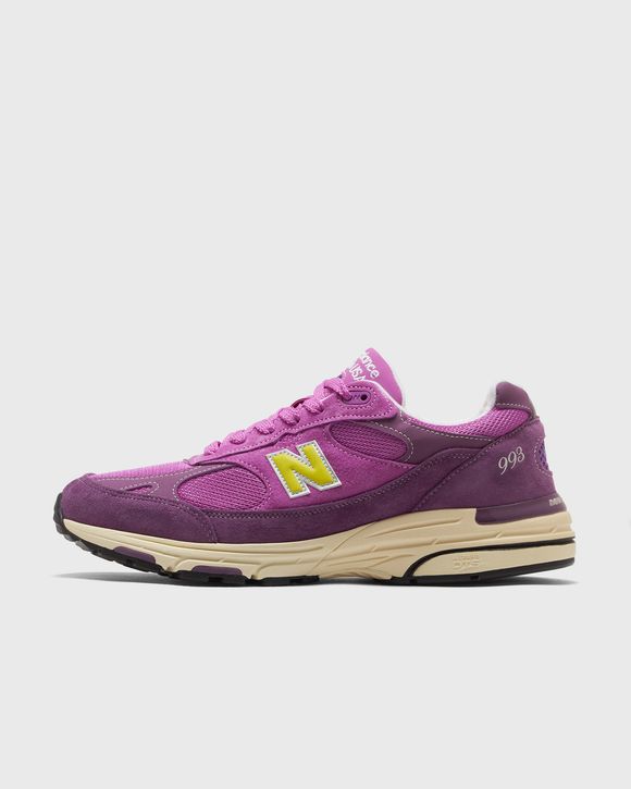 993