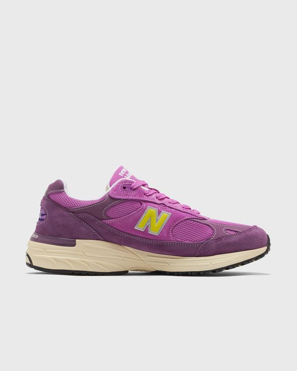 993