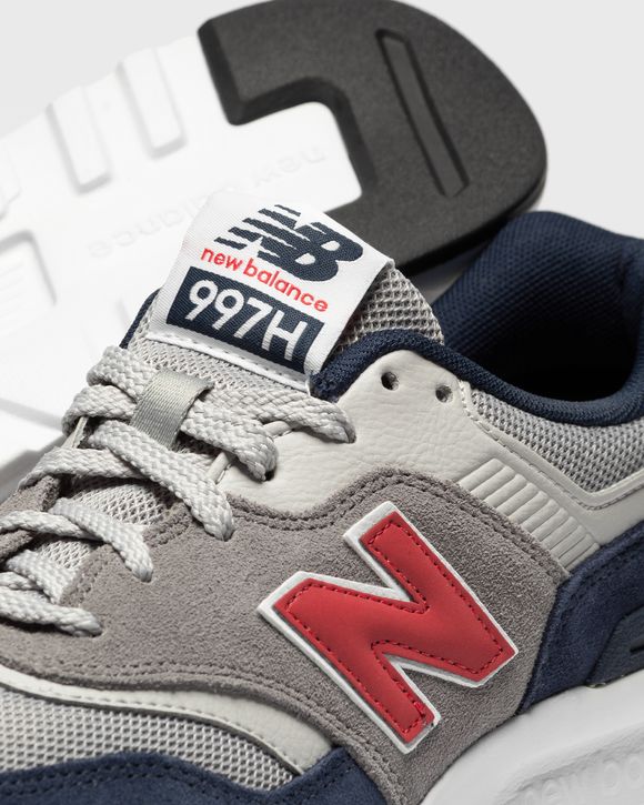 997