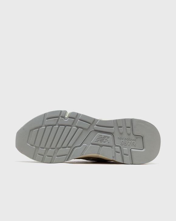 997