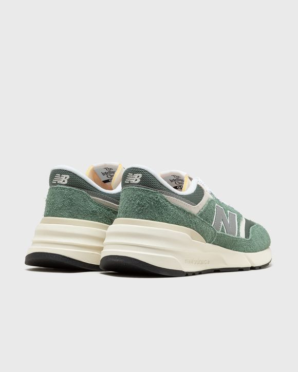 997